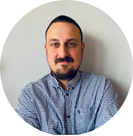 Photo of expert