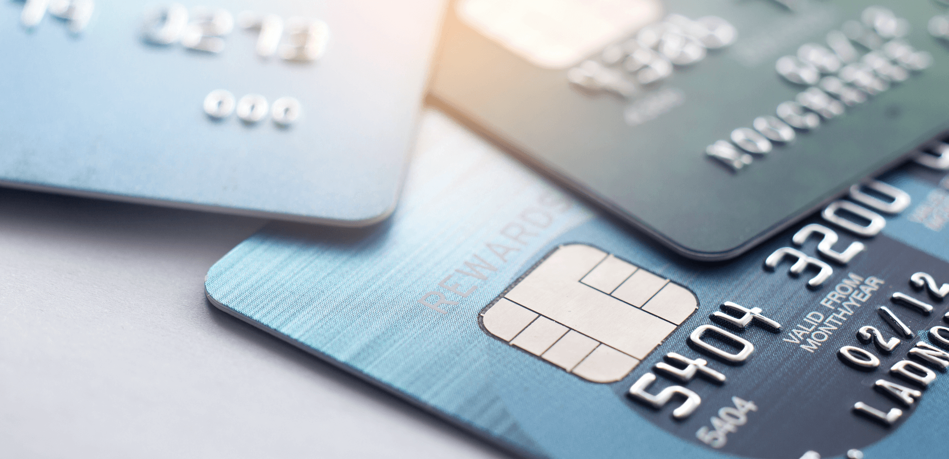 Bezpieczne płatności kartami w sklepach internetowych